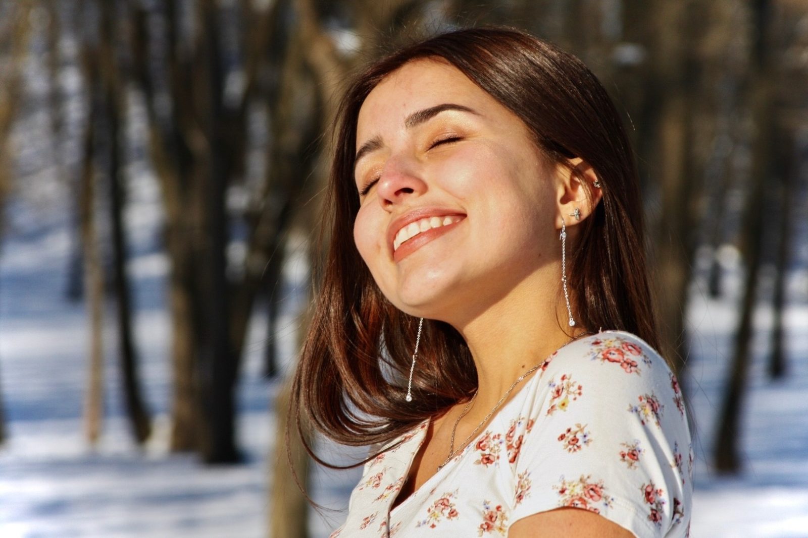 Should Your Skincare Routine Change During Winter? Yes & Here’s Why